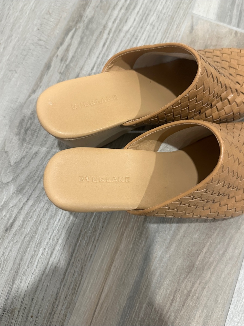 Everlane Woven Leather Clog Mules in Tan - Picture 4 of 4